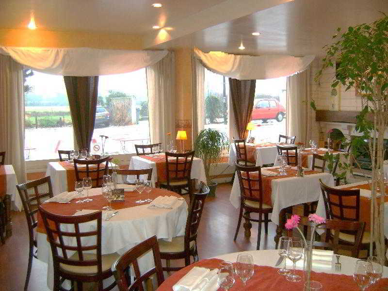 The Originals City, Hotel Le Cheval Rouge, Tours Ouest Villandry Bagian luar foto