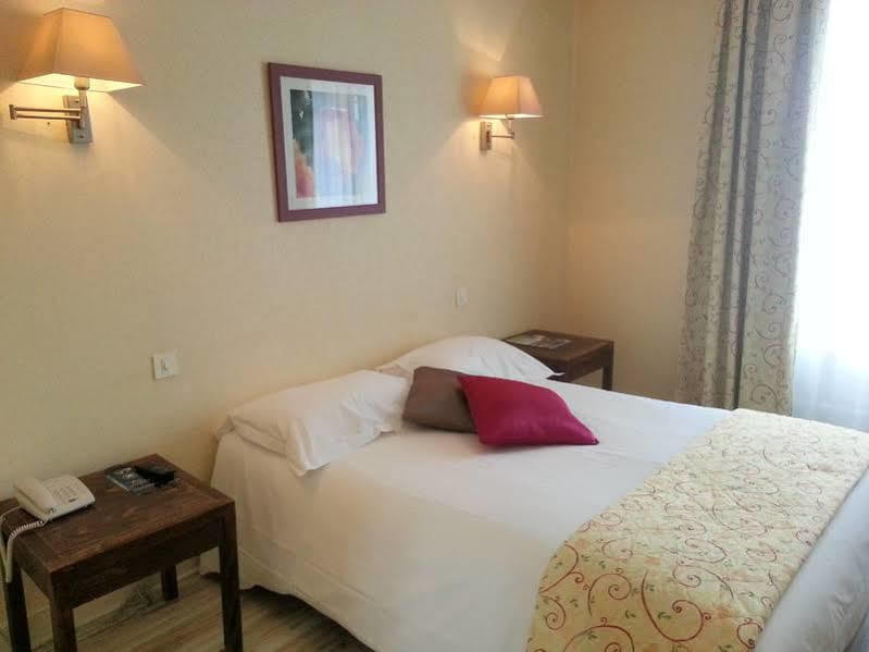 The Originals City, Hotel Le Cheval Rouge, Tours Ouest Villandry Bagian luar foto